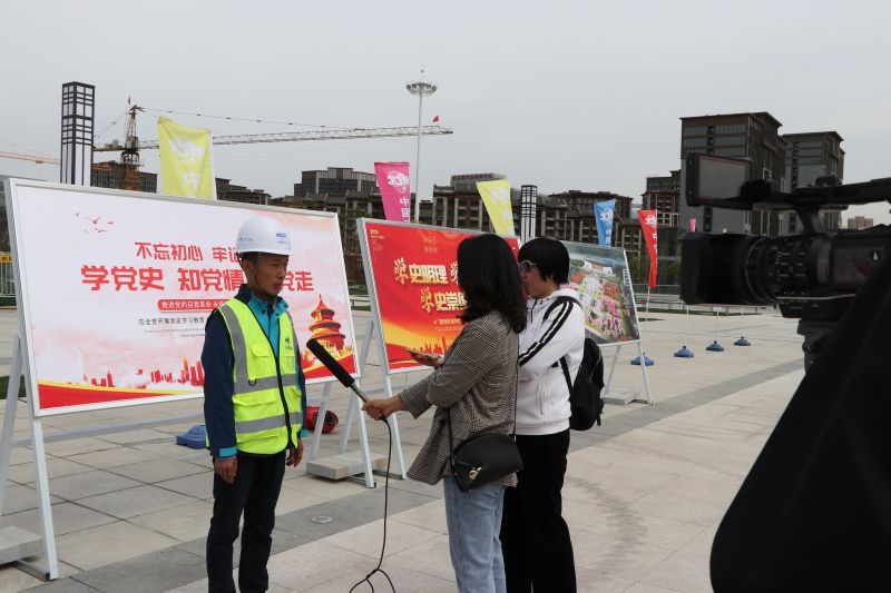 6.媒体记者采访项目总工程师陈祝廷